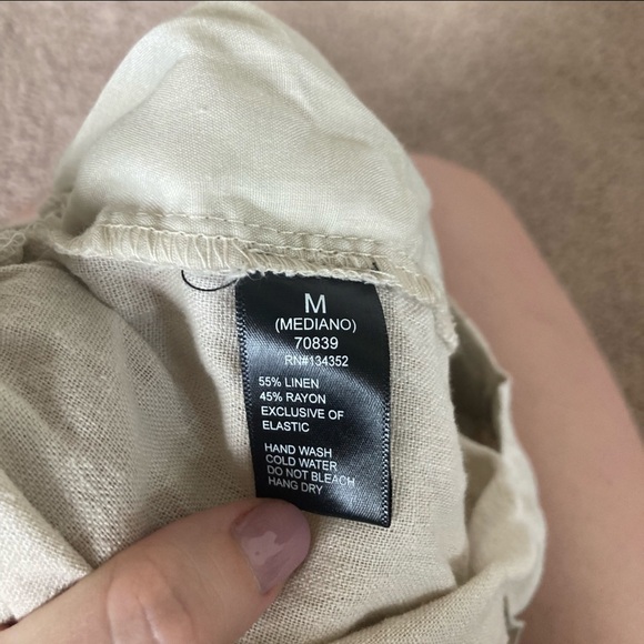 *2/$15* NWOT Cream Paper Bag Shorts - Picture 3 of 4